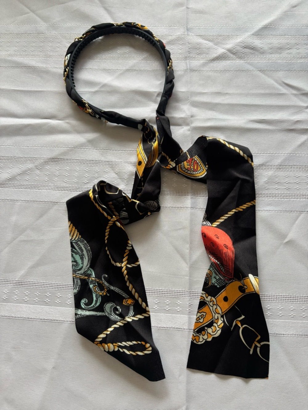 ⭐️ 3 for $15 - Hairband in Black Chain & Rope Print Scarf with Gold Chain Detail